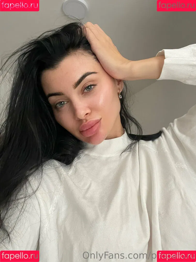 unholy.mary Onlyfans Photo Gallery 