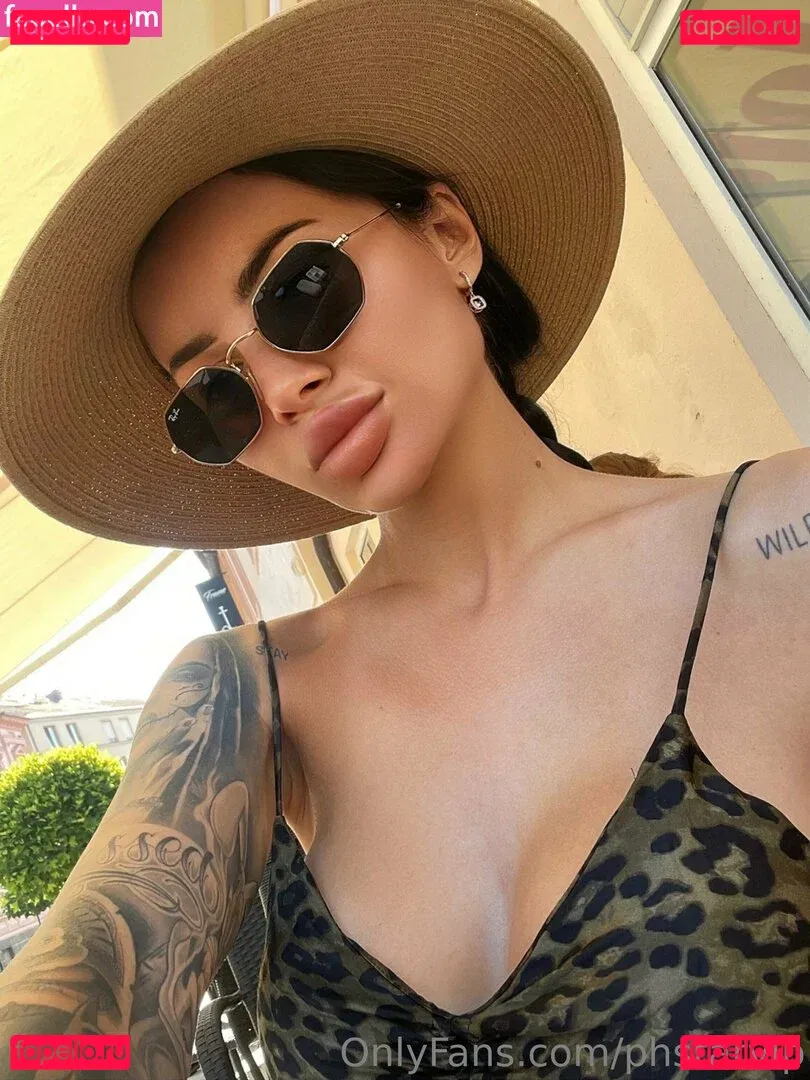 unholy.mary Onlyfans Photo Gallery 