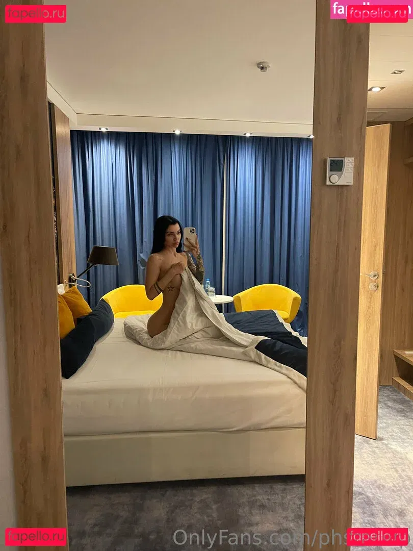 unholy.mary Onlyfans Photo Gallery 