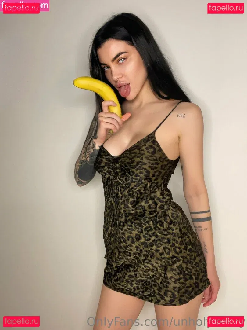unholy.mary Onlyfans Photo Gallery 