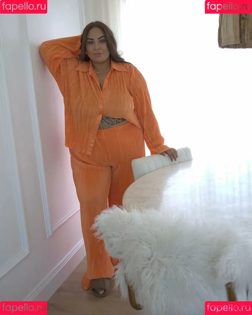 Antonia Waerea-Adams Onlyfans Photo Gallery 