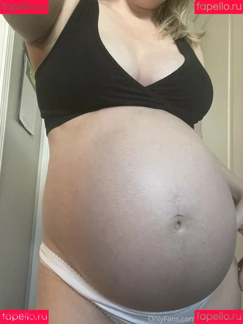 hotmomevie Onlyfans Photo Gallery 