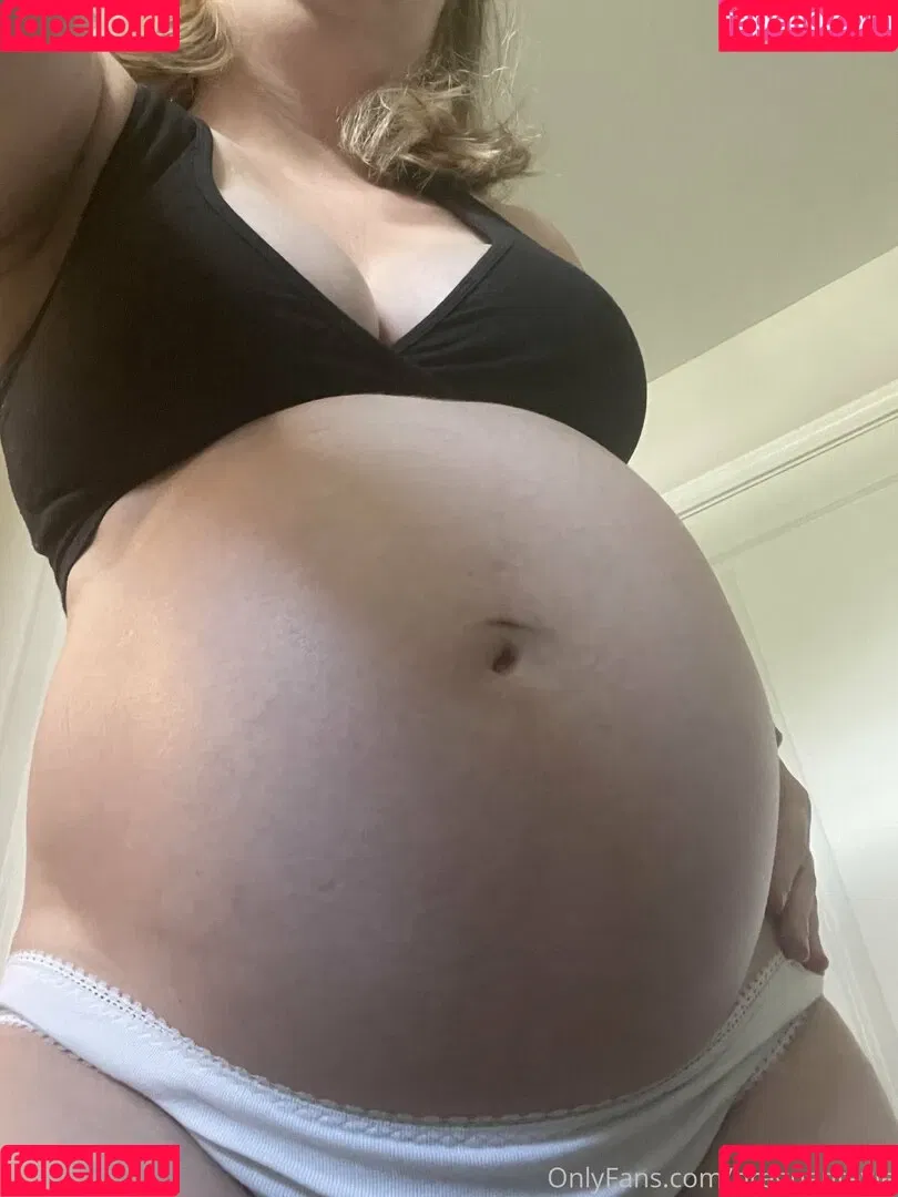 hotmomevie Onlyfans Photo Gallery 