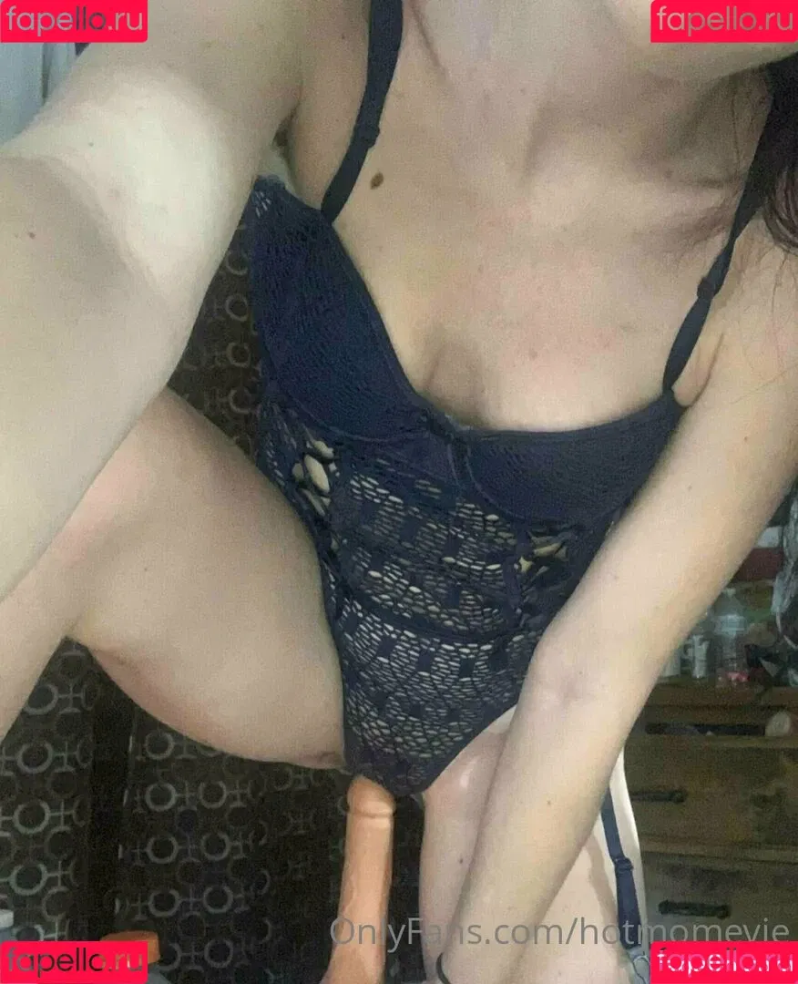 hotmomevie Onlyfans Photo Gallery 