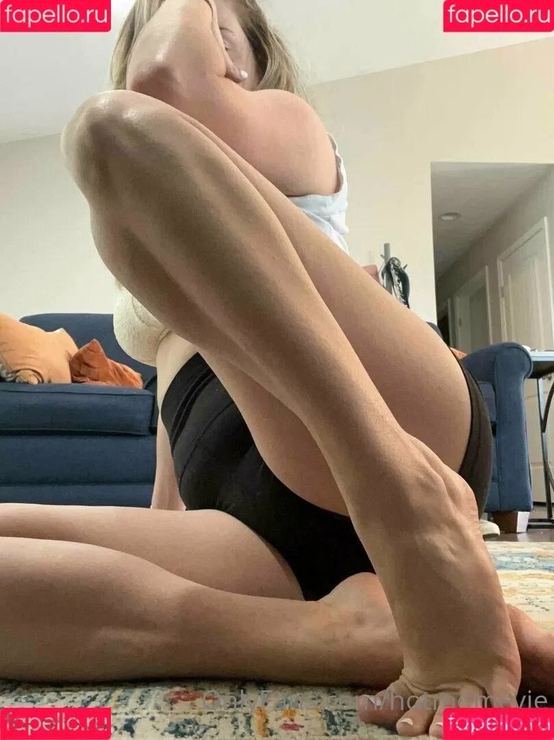 hotmomevie Onlyfans Photo Gallery 
