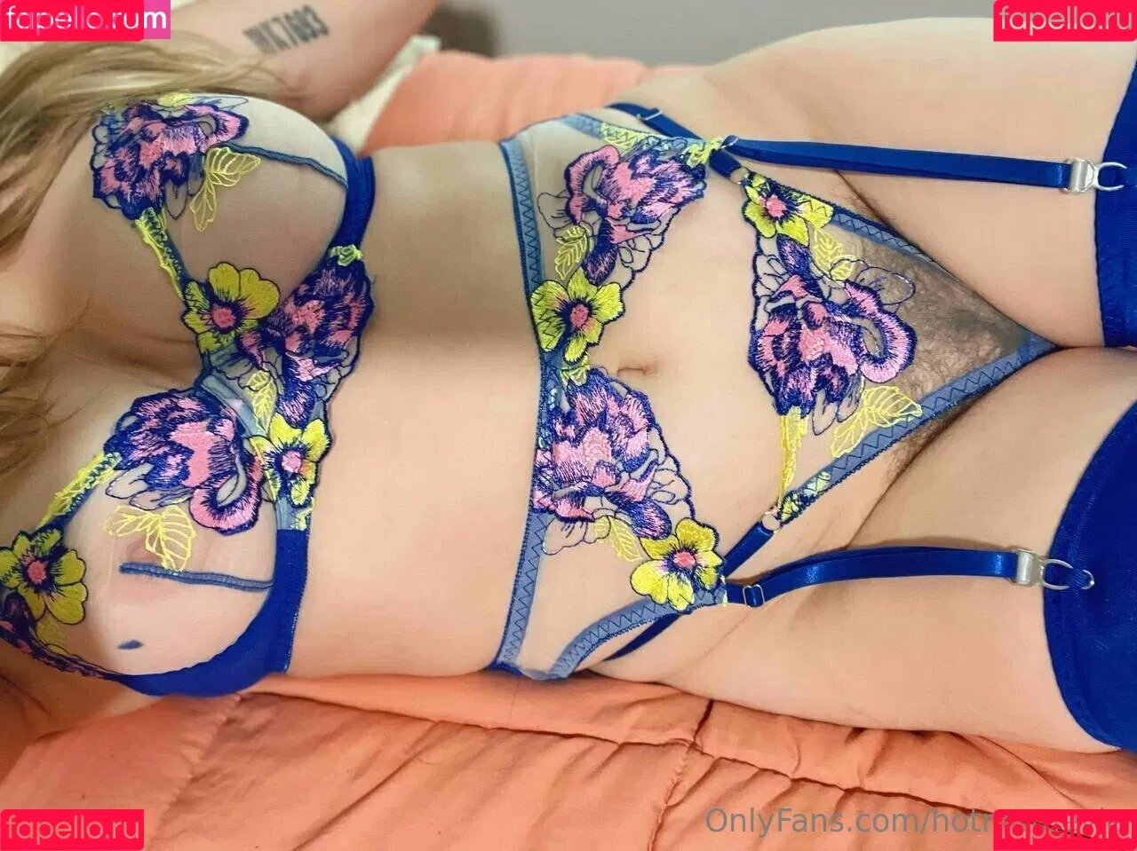 hotmomevie Onlyfans Photo Gallery 
