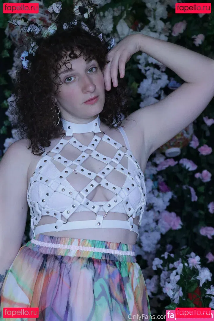 brittanysimon Onlyfans Photo Gallery 