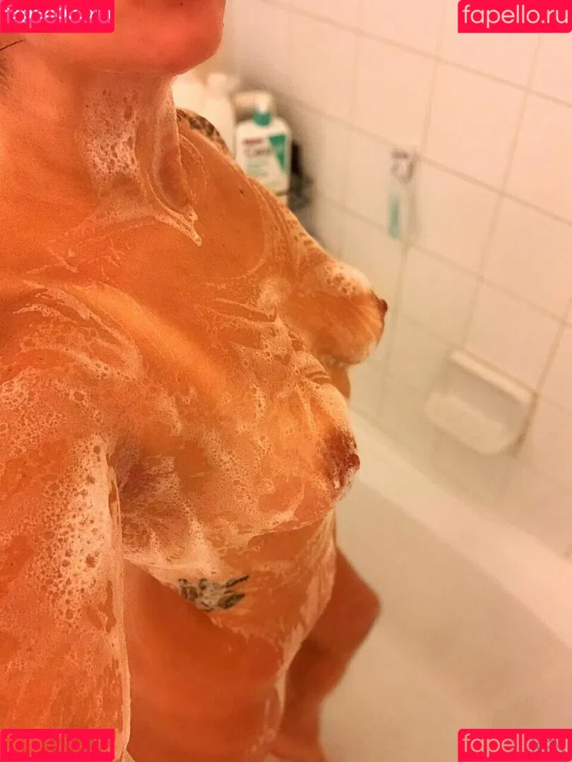 hales Onlyfans Photo Gallery 