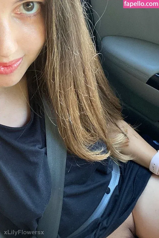 Xlilyflowersx Onlyfans Photo Gallery 