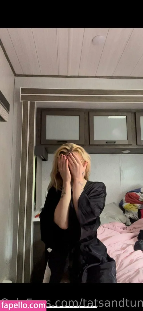 tatsandtunez Onlyfans Photo Gallery 