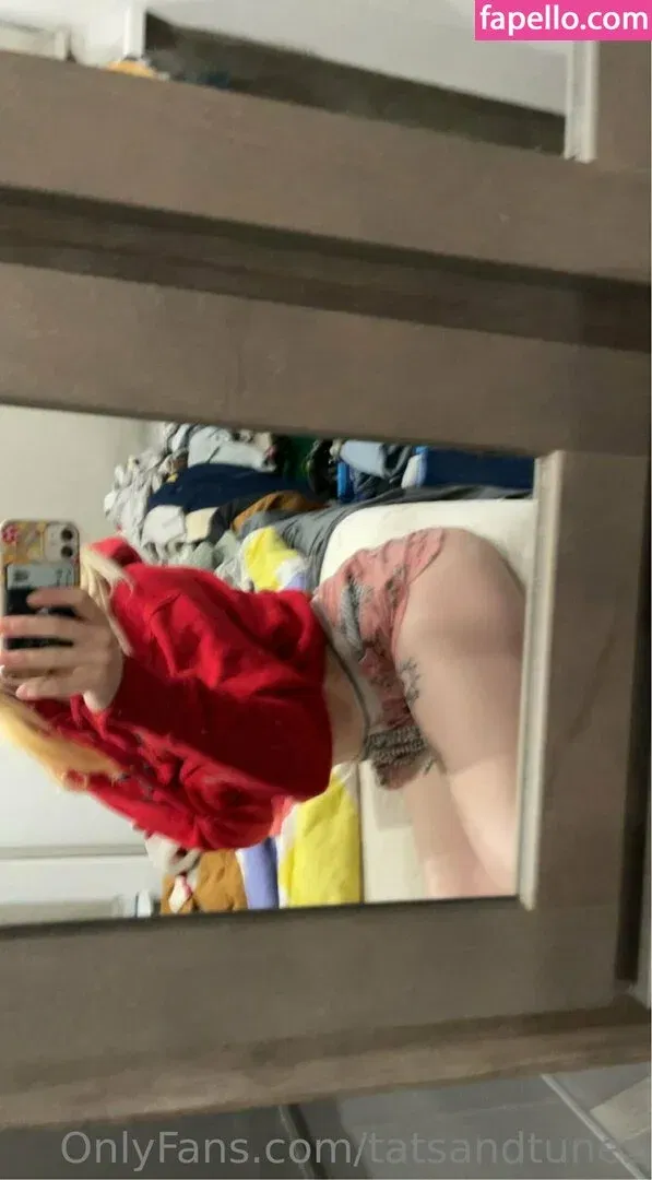 tatsandtunez Onlyfans Photo Gallery 