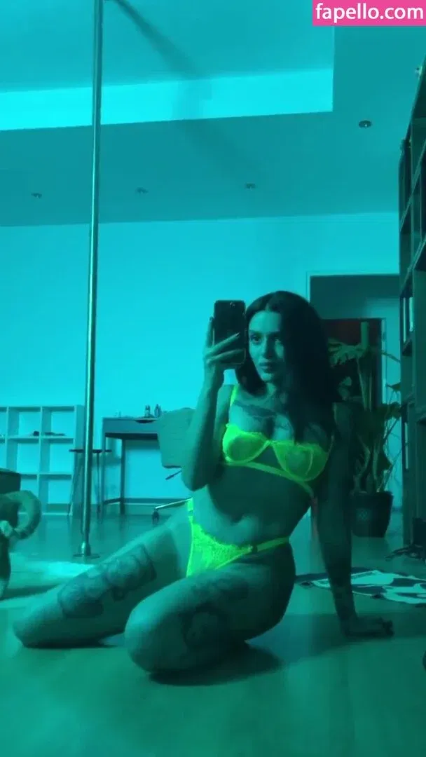 Cansup Onlyfans Photo Gallery 