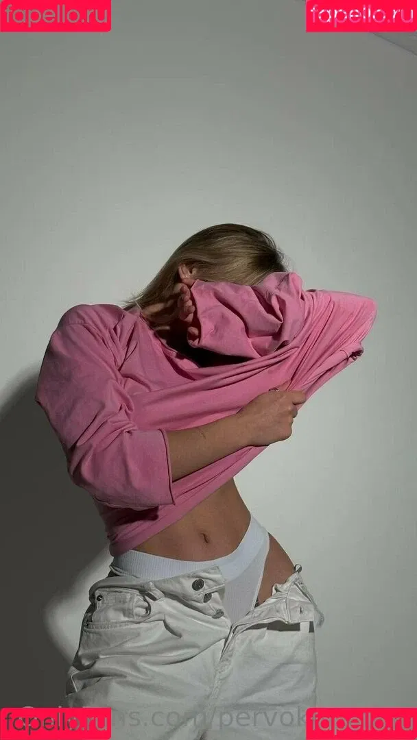 pervokursnica Onlyfans Photo Gallery 