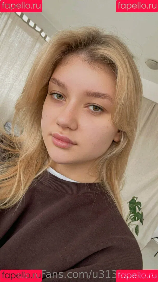 pervokursnica Onlyfans Photo Gallery 