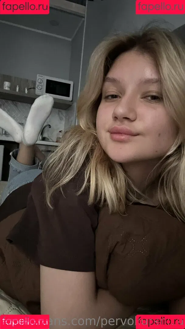 pervokursnica Onlyfans Photo Gallery 