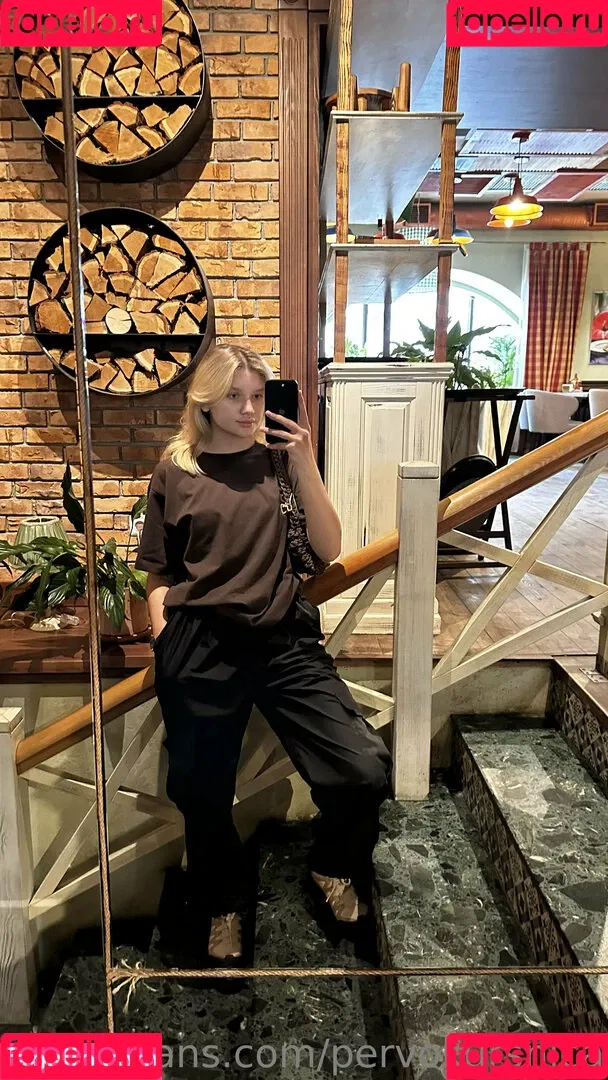 pervokursnica Onlyfans Photo Gallery 