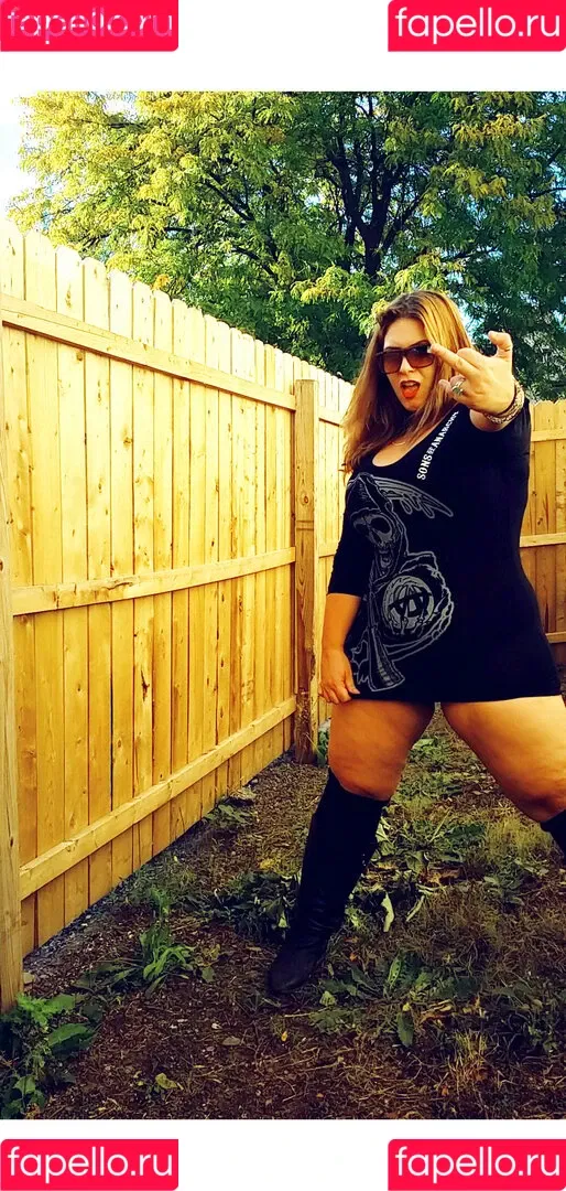 London Andrews Onlyfans Photo Gallery 