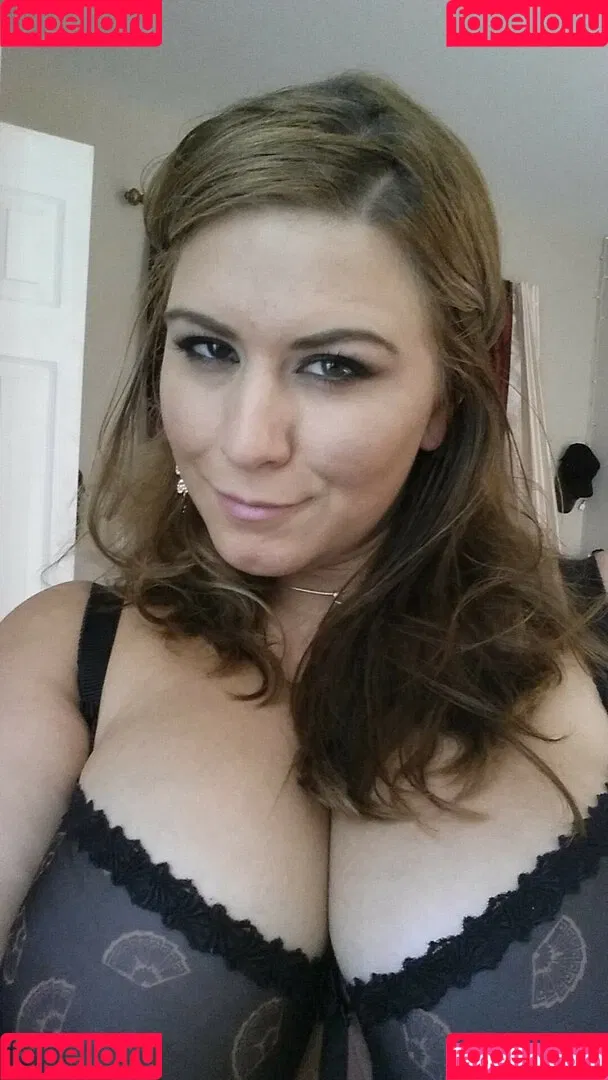 London Andrews Onlyfans Photo Gallery 