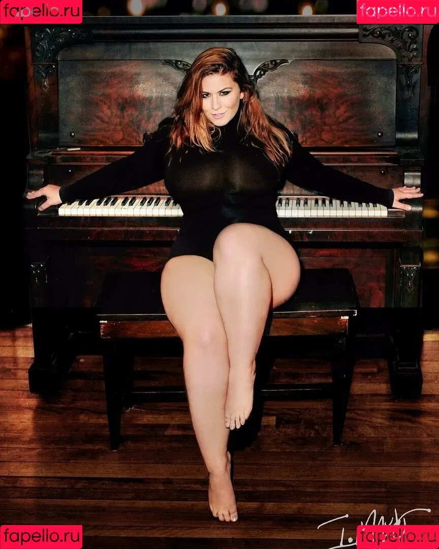 London Andrews Onlyfans Photo Gallery 