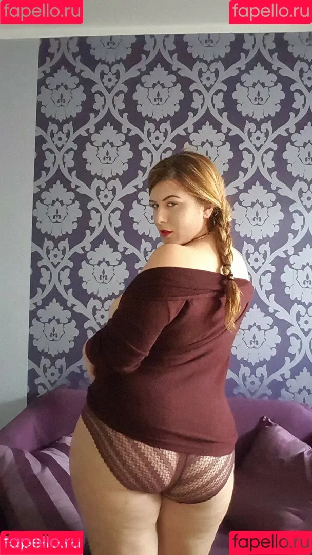 London Andrews Onlyfans Photo Gallery 