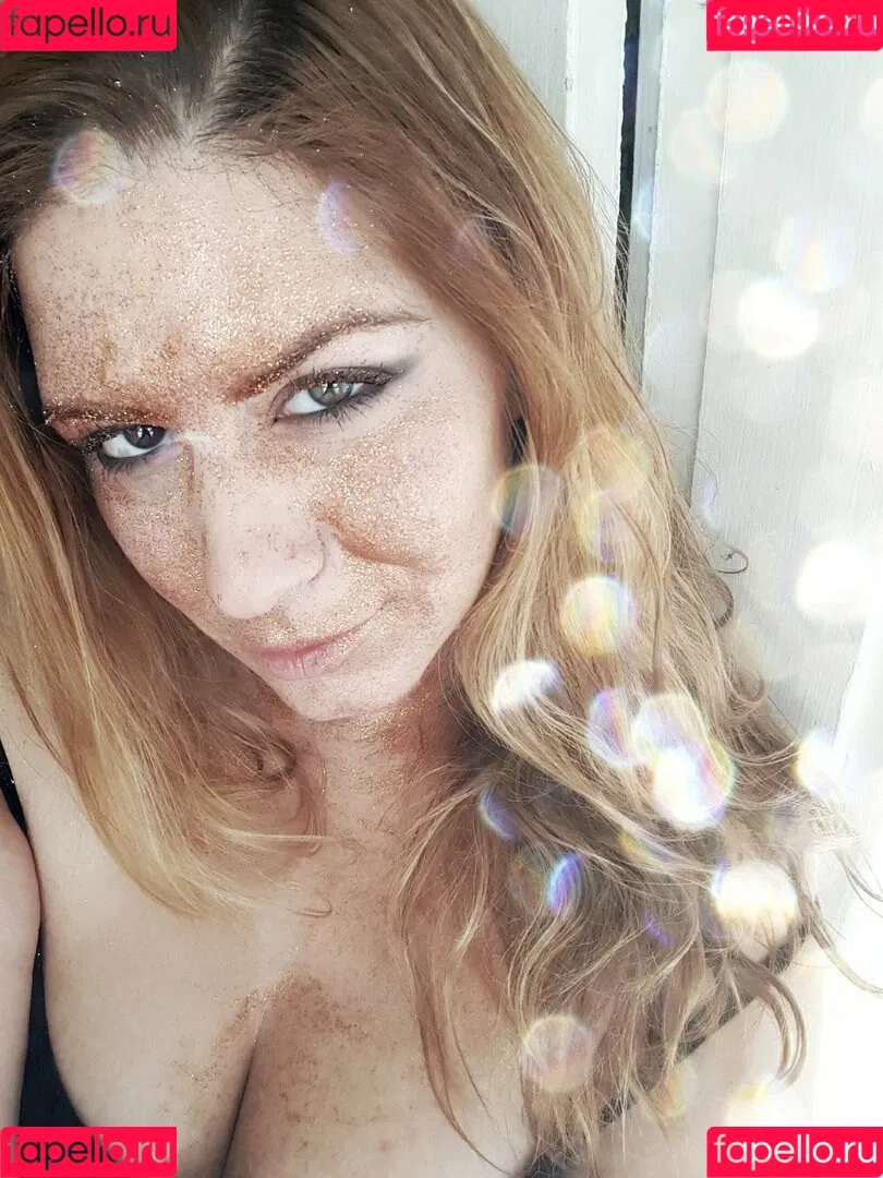 London Andrews Onlyfans Photo Gallery 