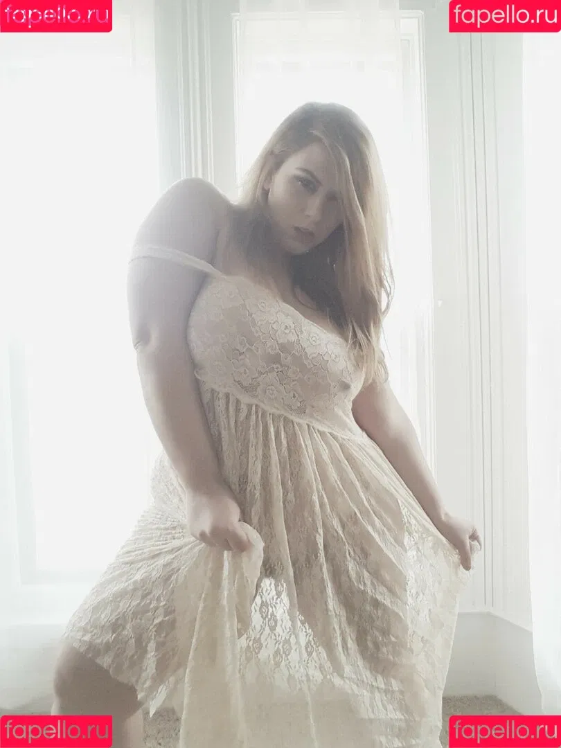 London Andrews Onlyfans Photo Gallery 