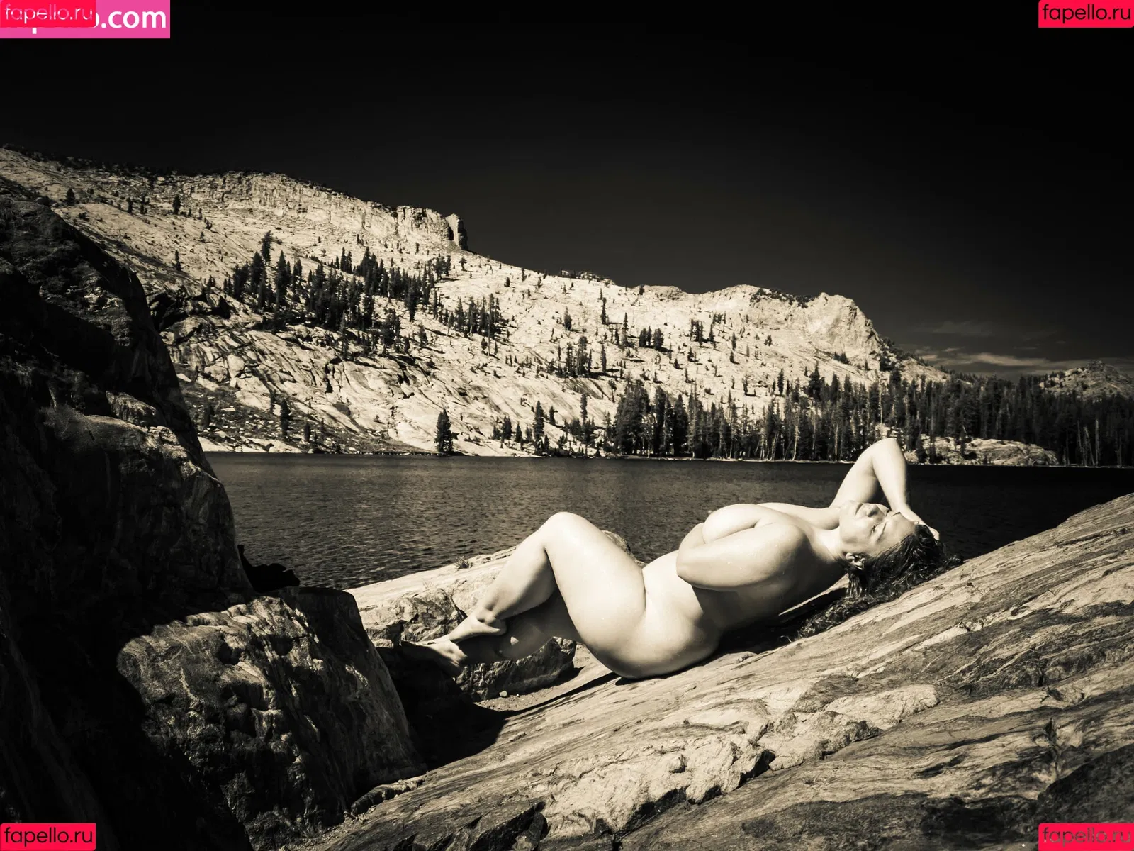 London Andrews Onlyfans Photo Gallery 