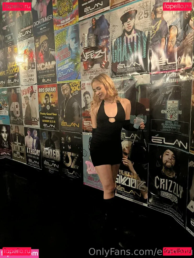 eroharu Onlyfans Photo Gallery 