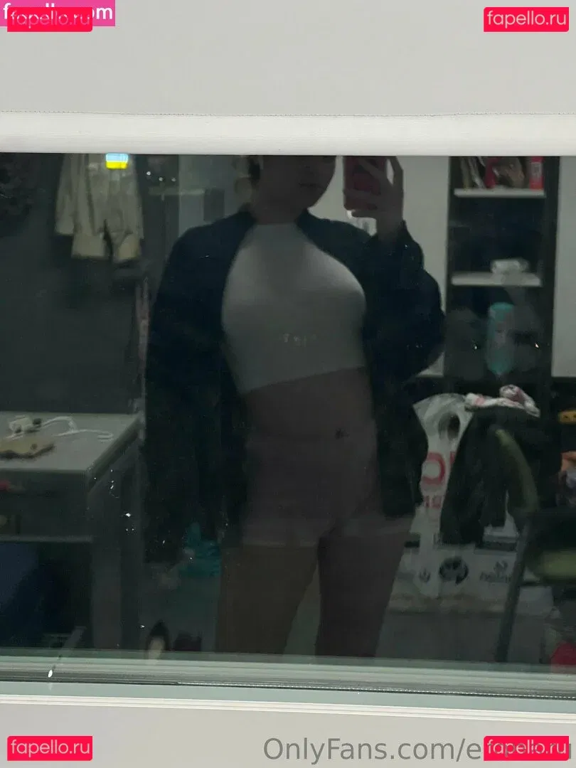 eroharu Onlyfans Photo Gallery 