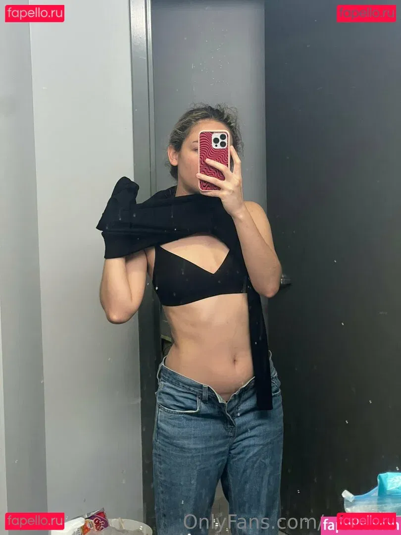 eroharu Onlyfans Photo Gallery 