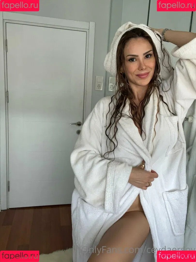 Ceyda Ersoy Onlyfans Photo Gallery 