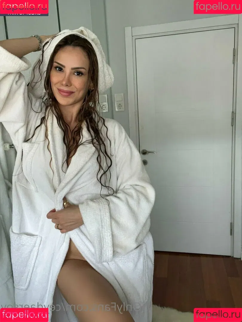 Ceyda Ersoy Onlyfans Photo Gallery 
