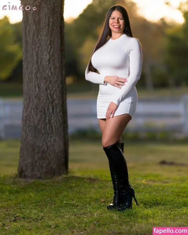 Eimeo Onlyfans Photo Gallery 