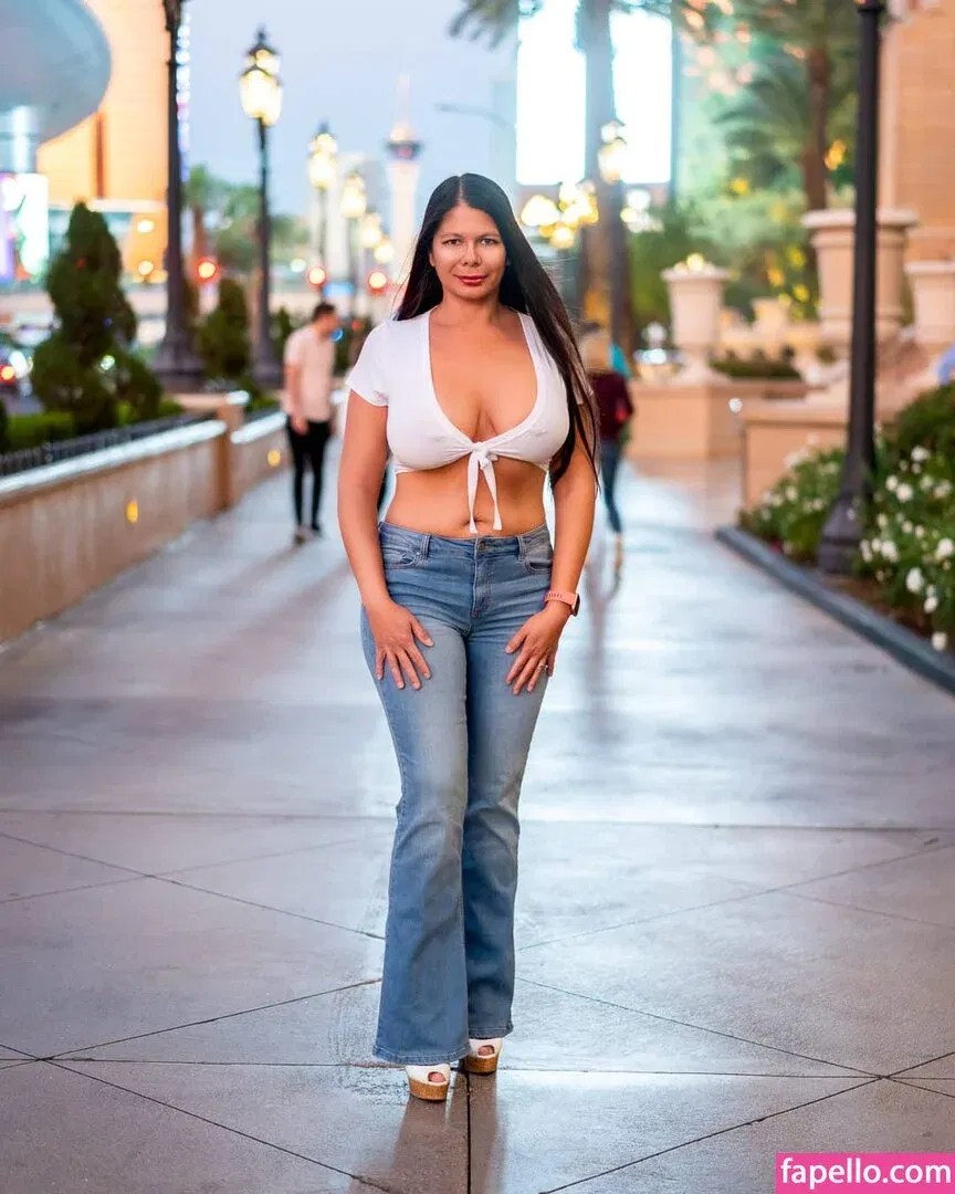 Eimeo Onlyfans Photo Gallery 