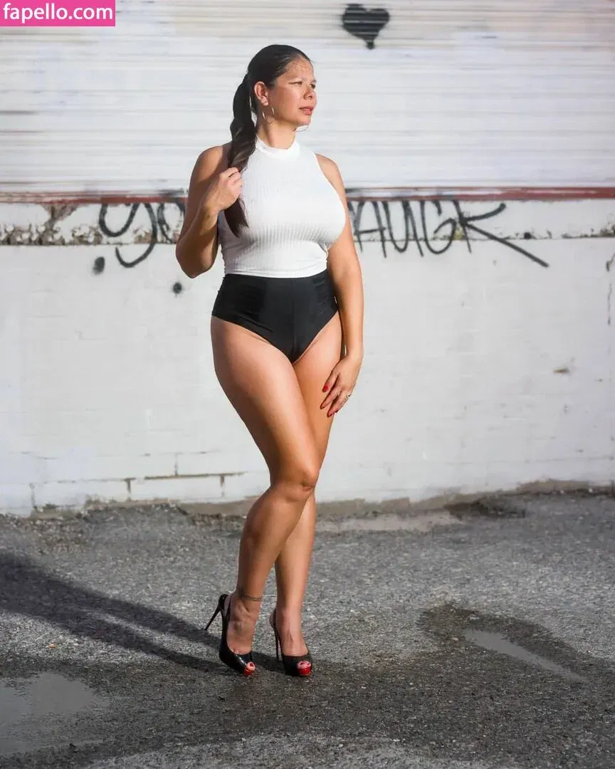 Eimeo Onlyfans Photo Gallery 