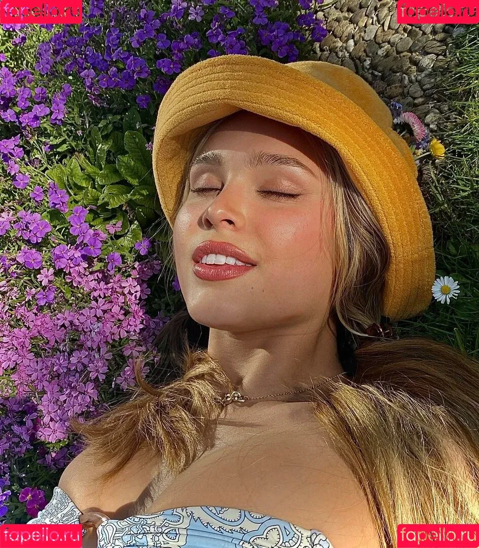 Kiana Stadler Onlyfans Photo Gallery 