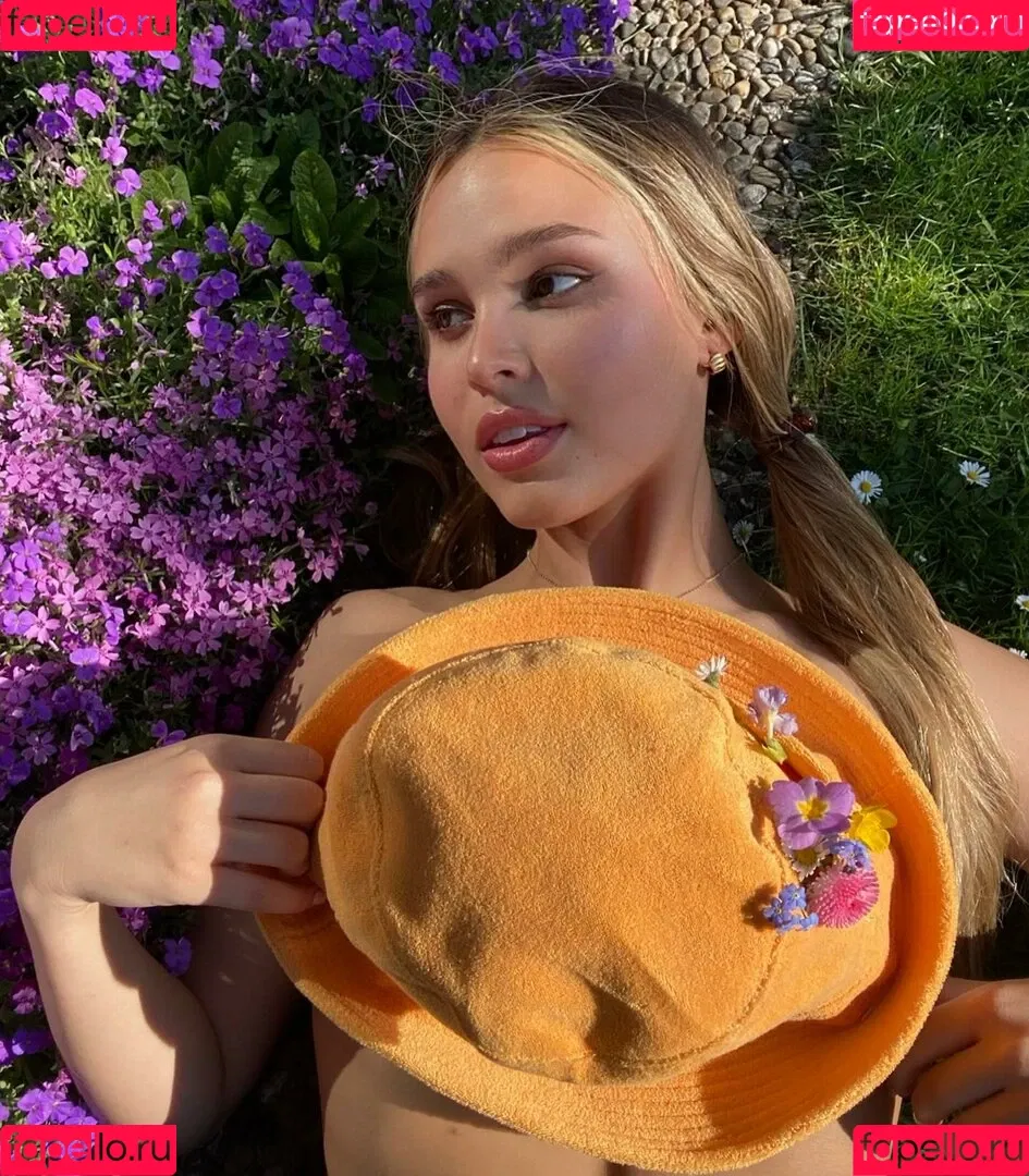 Kiana Stadler Onlyfans Photo Gallery 