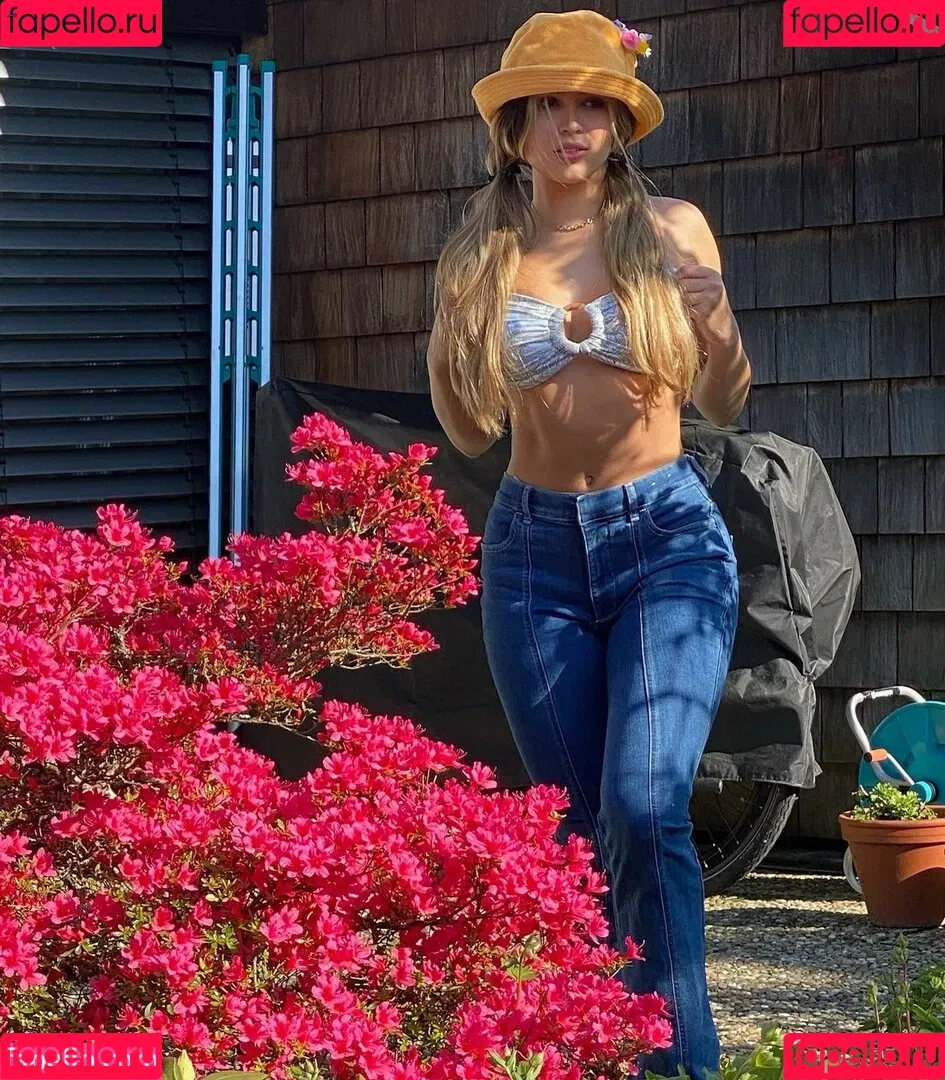 Kiana Stadler Onlyfans Photo Gallery 