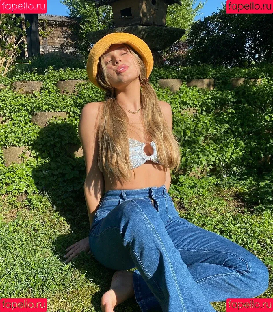 Kiana Stadler Onlyfans Photo Gallery 