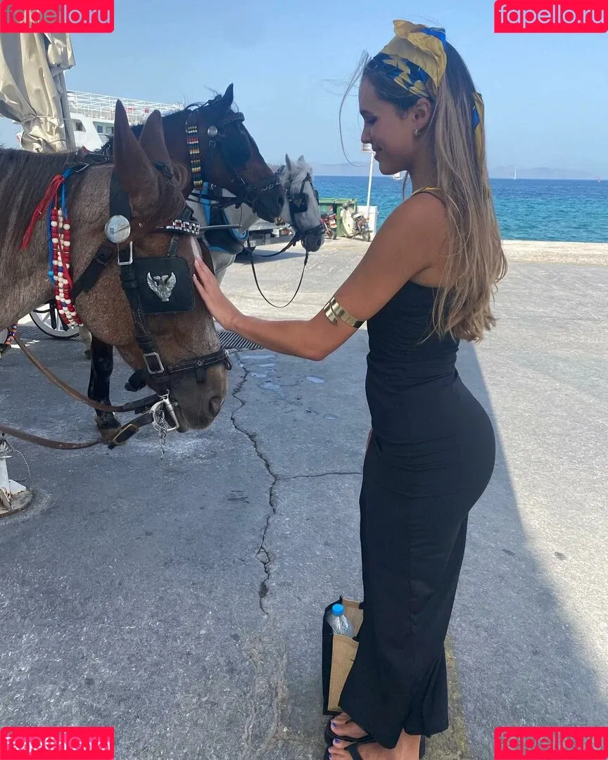 Kiana Stadler Onlyfans Photo Gallery 