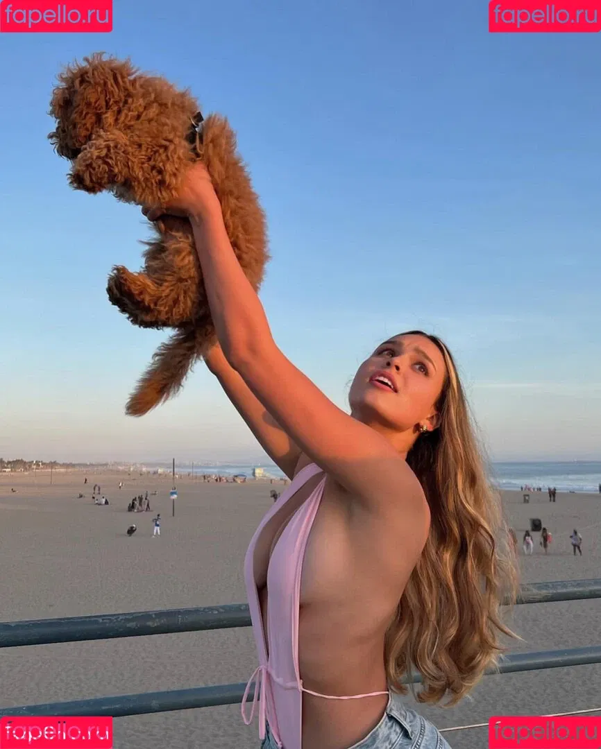 Kiana Stadler Onlyfans Photo Gallery 