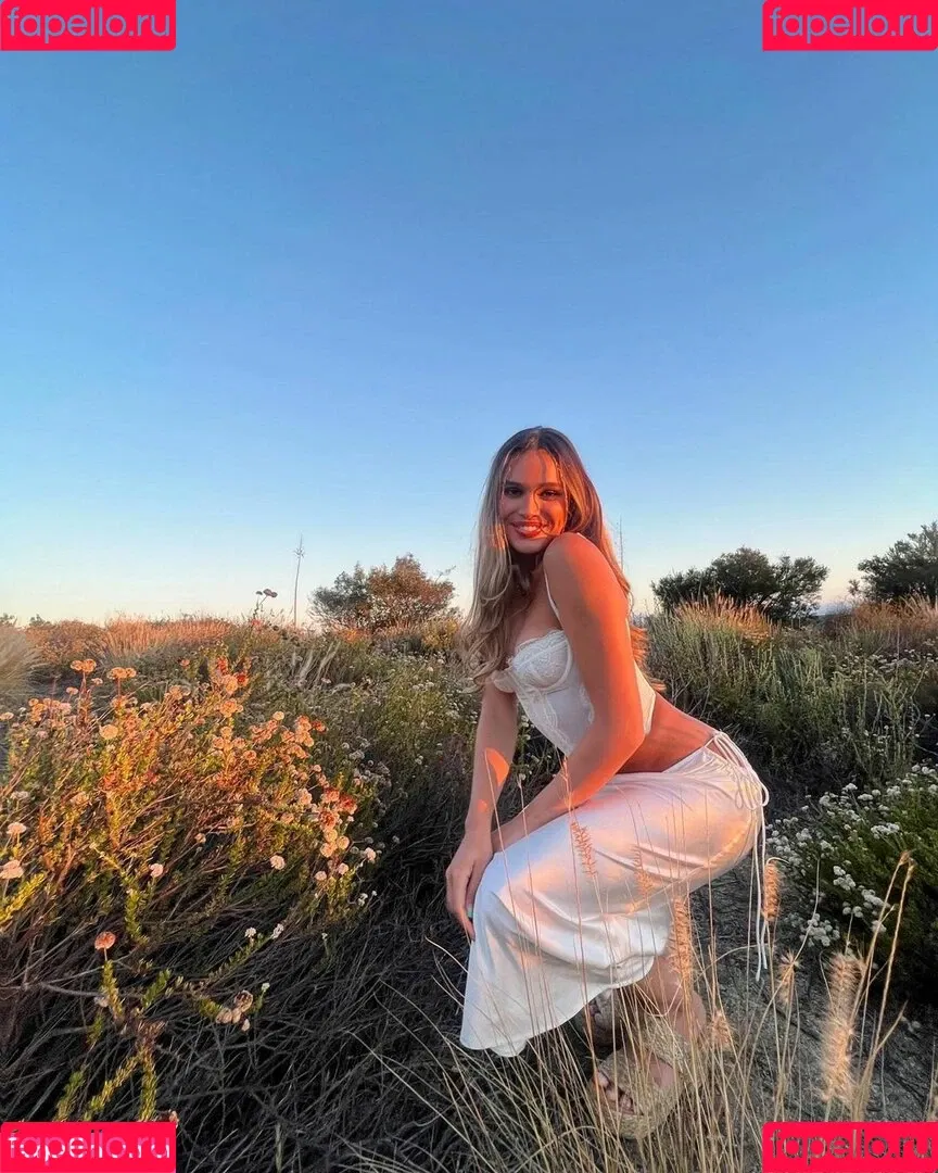 Kiana Stadler Onlyfans Photo Gallery 