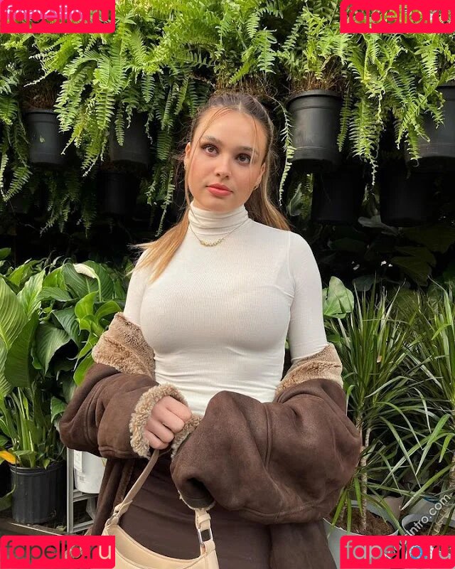 Kiana Stadler Onlyfans Photo Gallery 