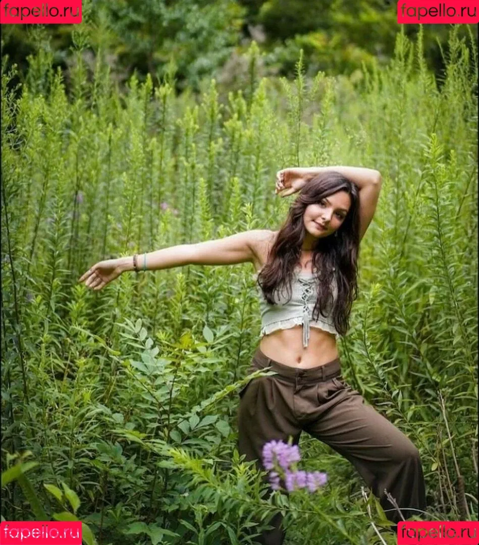 Cassady McClincy Onlyfans Photo Gallery 