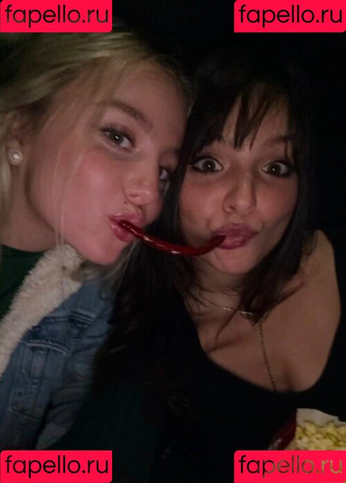 Cassady McClincy Onlyfans Photo Gallery 