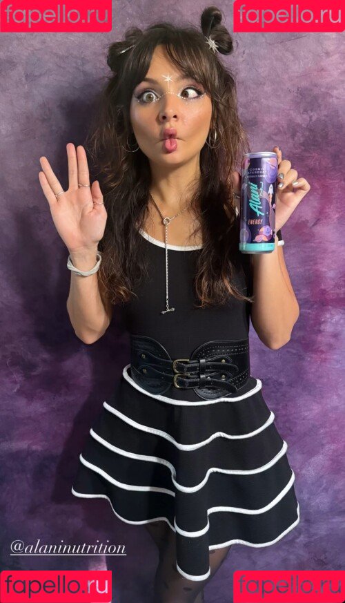 Cassady McClincy Onlyfans Photo Gallery 