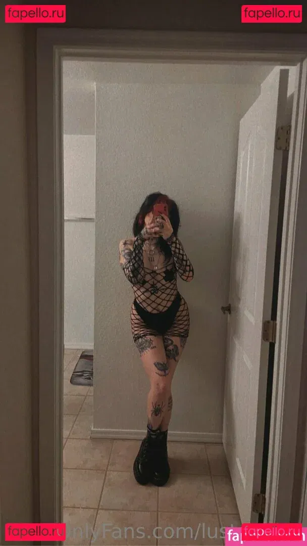 lust444lav Onlyfans Photo Gallery 