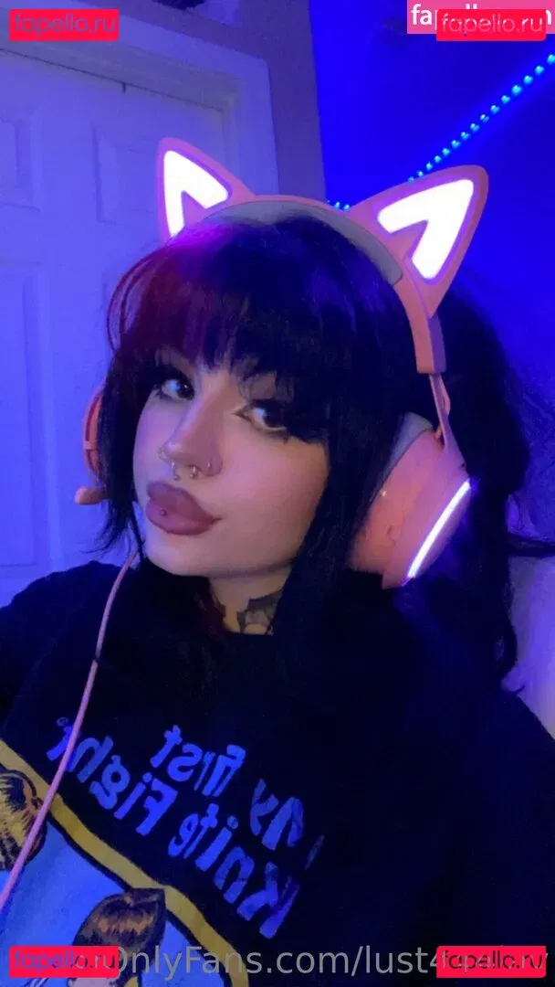 lust444lav Onlyfans Photo Gallery 