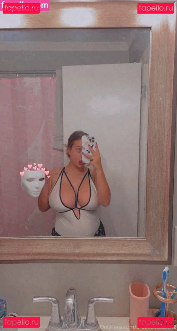 Brooke Mattson Onlyfans Photo Gallery 