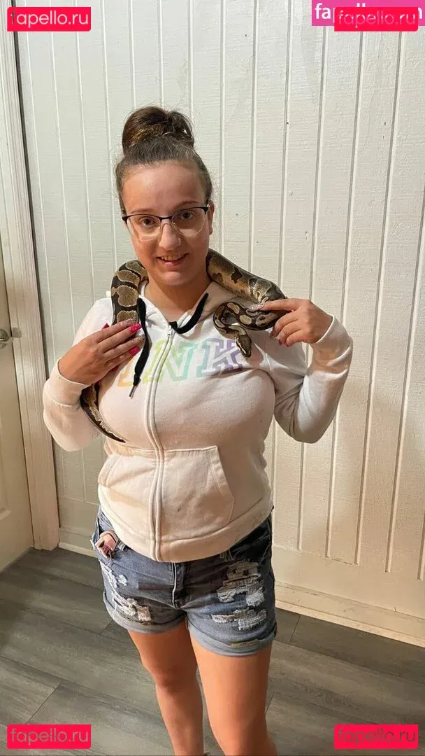 Brooke Mattson Onlyfans Photo Gallery 